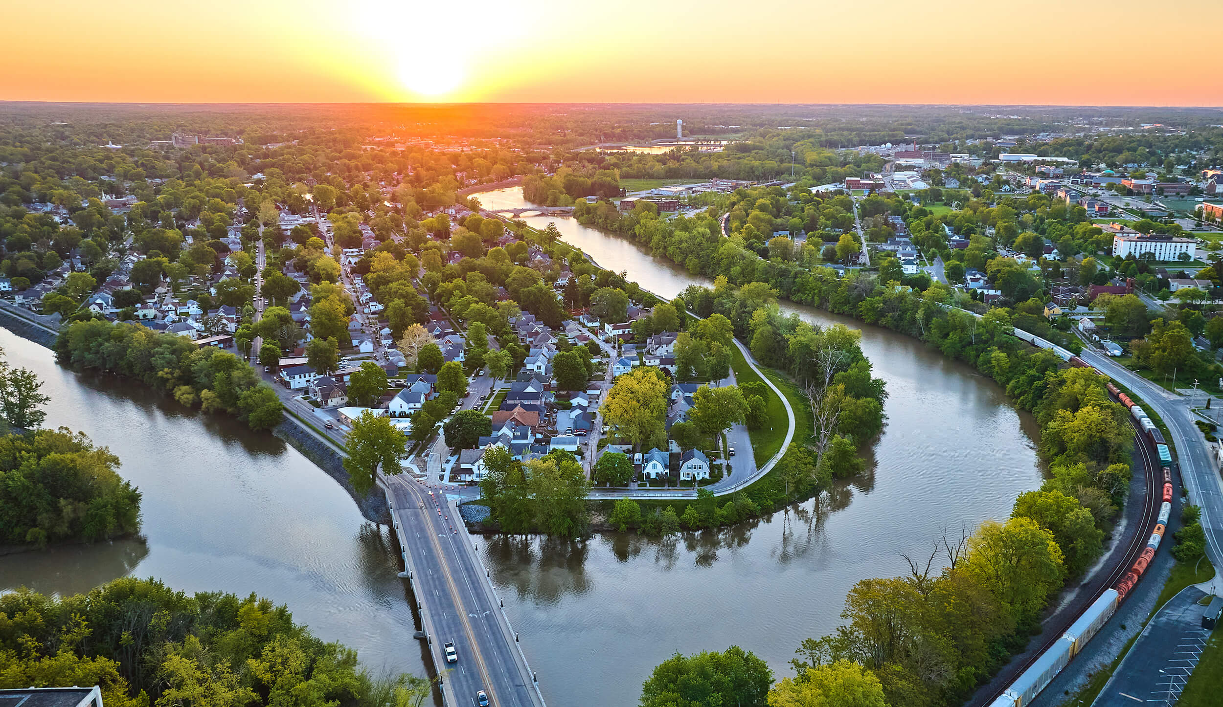 Commuting and Connectivity in a Growing Fort Wayne